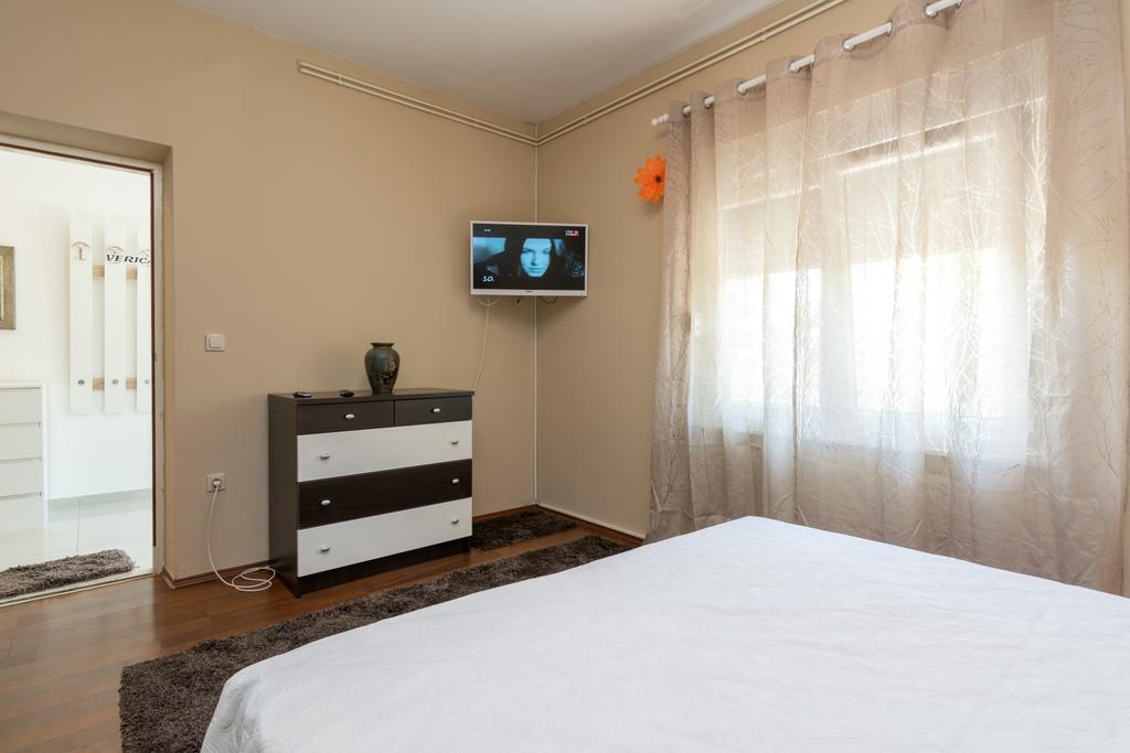 Apartman Verica トロギール エクステリア 写真